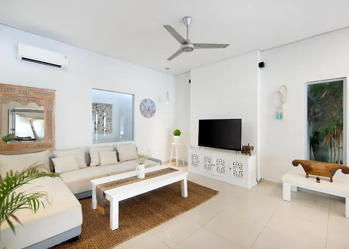 Villa 3br Private Pool , Short Walk To The